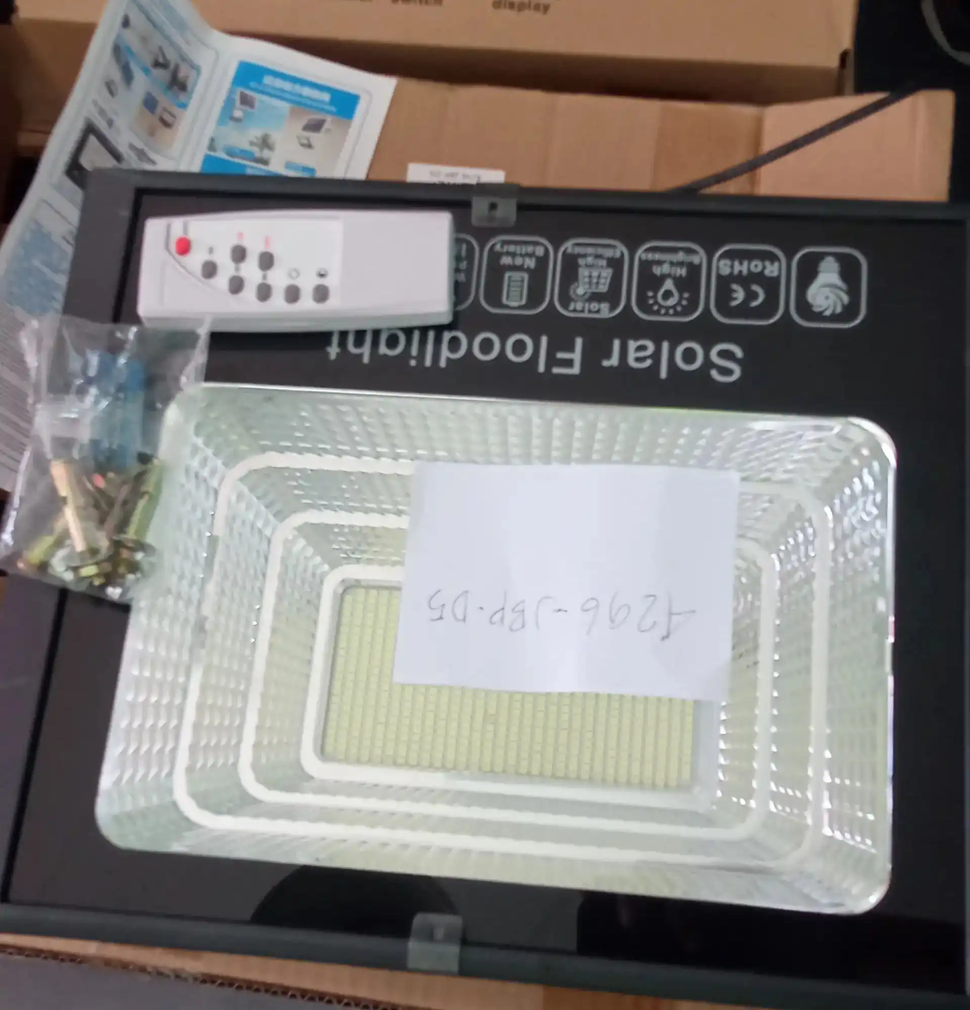 Lampu Sorot PJU Dan Dapat Dihubungkan Ke Solar Panel